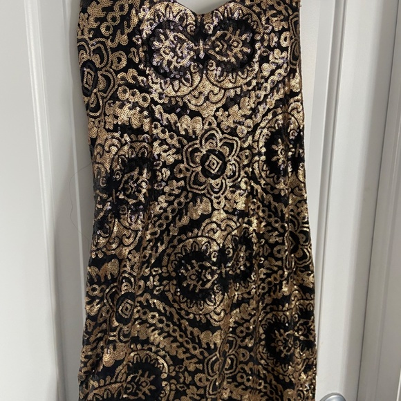 New Sequin party dress - Picture 2 of 10